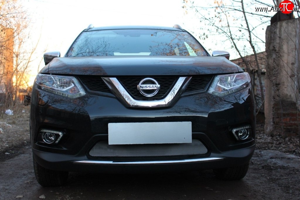 1 539 р. Сетка на бампер Russtal (хром) Nissan X-trail 3 T32 рестайлинг (2017-2022)  с доставкой в г. Воронеж