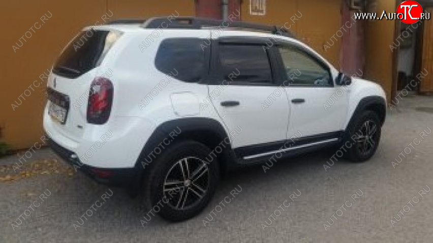 4 069 р. Накладки на двери Petroil Tuning Renault Duster HS дорестайлинг (2010-2015) (Тисненый пластик)  с доставкой в г. Воронеж