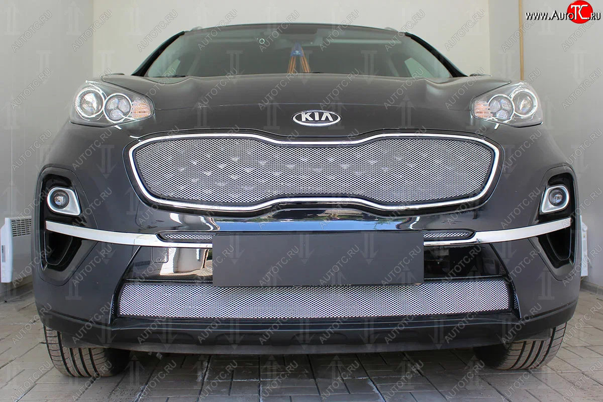 6 399 р. Защитная сетка в бампер (верх, ячейка 4х10 мм) Alfeco Премиум  KIA Sportage  4 QL (2018-2022) рестайлинг (Хром)  с доставкой в г. Воронеж