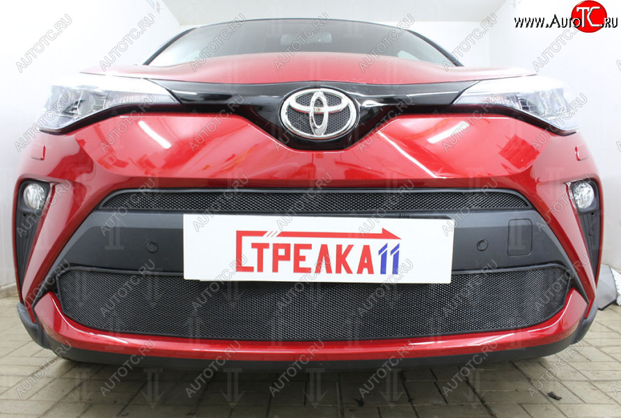 3 899 р. Защитная сетка в бампер (верх, ячейка 4х10 мм) Стрелка11 Премиум  Toyota C-HR  NGX10, ZGX10 (2019-2025) рестайлинг (Чёрная)  с доставкой в г. Воронеж