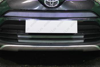 5 249 р. Защита радиатора (2 части низ) Стрелка11 PREMIUM Toyota RAV4 XA40 5 дв. рестайлинг (2015-2019) (хром)  с доставкой в г. Воронеж. Увеличить фотографию 1