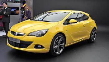 3 679 р. Пластиковые накладки порогов Фанат Тюнинг Opel Astra J GTC (2011-2018) (неокрашенные (глянец под окраску))  с доставкой в г. Воронеж. Увеличить фотографию 2