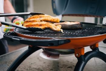 40 899 р. Гриль газовый O-GRILL 500MT оранжевый, с термометром (в комплекте адаптер тип А) O-GRILL 500mt-orange  с доставкой в г. Воронеж. Увеличить фотографию 27