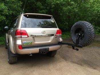 93 329 р. Калитка РИФ с фаркопом в штатный бампер Toyota Land Cruiser 200 2008-2015 под нештатное колесо, с подсветкой номера РИФ rif200-80000  с доставкой в г. Воронеж. Увеличить фотографию 6