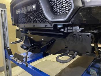 57 399 р. Площадка РИФ под лебёдку в штатный бампер Dodge Ram 1500 Rebel 2019+ (бензин) РИФ rifdrr-30000  с доставкой в г. Воронеж. Увеличить фотографию 13