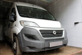 4 099 р. Защитная сетка в бампер (низ, 2 части, ячейка 3х7 мм) Alfeco Стандарт Fiat Ducato 290 (2014-2025) (Чёрная)  с доставкой в г. Воронеж. Увеличить фотографию 4
