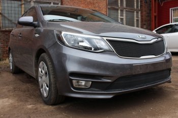 2 899 р. Защитная сетка в бампер (низ, ячейка 3х7 мм) Alfeco Стандарт KIA Rio 3 QB рестайлинг седан (2015-2017) (Чёрная)  с доставкой в г. Воронеж. Увеличить фотографию 2