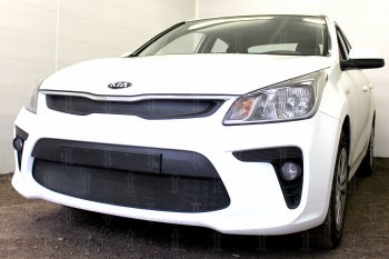 3 149 р. Защитная сетка в бампер (низ, ячейка 3х7 мм) Alfeco Стандарт  KIA Rio  4 FB (2016-2020) дорестайлинг седан (Чёрная)  с доставкой в г. Воронеж. Увеличить фотографию 2