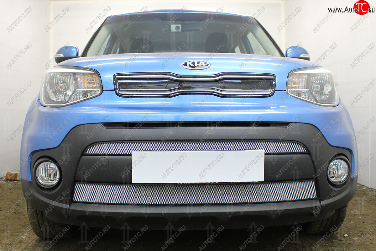 4 999 р. Защитная сетка в бампер (2 части, ячейка 3х7 мм) Alfeco Стандарт KIA Soul PS рестайлинг (2017-2019) (Хром)  с доставкой в г. Воронеж