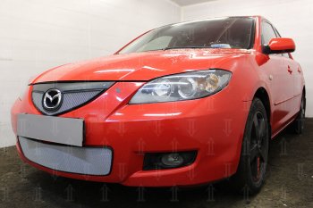 3 149 р. Защитная сетка в бампер (низ, ячейка 3х7 мм) Alfeco Стандарт  Mazda 3/Axela  BK (2006-2009) рестайлинг седан (Хром)  с доставкой в г. Воронеж. Увеличить фотографию 4