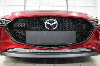 3 089 р. Защитная сетка в бампер (низ, ячейка 3х7 мм) Alfeco Стандарт  Mazda 3/Axela  BP (2019-2025) хэтчбэк (Хром)  с доставкой в г. Воронеж. Увеличить фотографию 2
