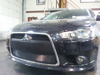 5 849 р. Защитная сетка в бампер (3 части, ячейка 3х7 мм) Alfeco Стандарт  Mitsubishi Lancer  10 CY (2011-2017) седан рестайлинг, хэтчбек 5 дв рестайлинг (Чёрная)  с доставкой в г. Воронеж. Увеличить фотографию 2