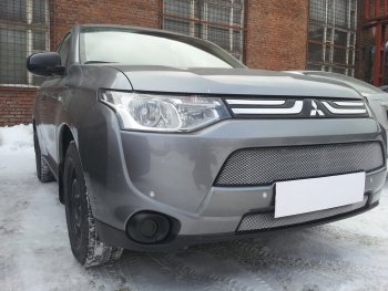 6 349 р. Защитная сетка в бампер (2 части, ячейка 3х7 мм) Alfeco Стандарт  Mitsubishi Outlander  GF (2012-2014) дорестайлинг (Хром)  с доставкой в г. Воронеж. Увеличить фотографию 4