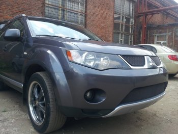 3 169 р. Защитная сетка в бампер (низ, ячейка 3х7 мм) Alfeco Стандарт Mitsubishi Outlander XL (CW)  дорестайлинг (2005-2009) (Чёрная)  с доставкой в г. Воронеж. Увеличить фотографию 3