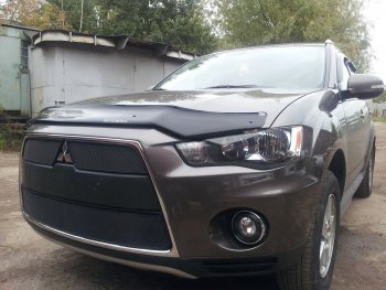 5 999 р. Защитная сетка в бампер (3 части, ячейка 3х7 мм) Стрелка11 Стандарт Mitsubishi Outlander XL (CW)  рестайлинг (2010-2013) (Чёрная)  с доставкой в г. Воронеж. Увеличить фотографию 4