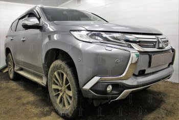 3 799 р. Защитная сетка в бампер (верх, ячейка 3х7 мм) Стрелка11 Премиум  Mitsubishi Pajero Sport  QE (2015-2021) дорестайлинг (Хром)  с доставкой в г. Воронеж. Увеличить фотографию 3