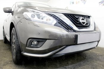 3 899 р. Защитная сетка в бампер (низ, ячейка 3х7 мм) Стрелка11 Стандарт Nissan Murano 3 Z52 дорестайлинг (2015-2022) (Хром)  с доставкой в г. Воронеж. Увеличить фотографию 3