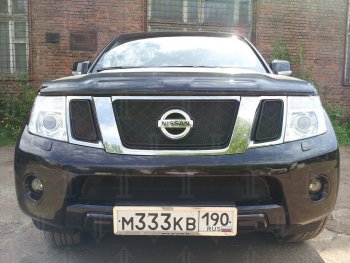 Защитная сетка в бампер (низ, ячейка 3х7 мм) Стрелка11 Стандарт Nissan Navara 2 D40 рестайлинг (2010-2016) (Чёрная)