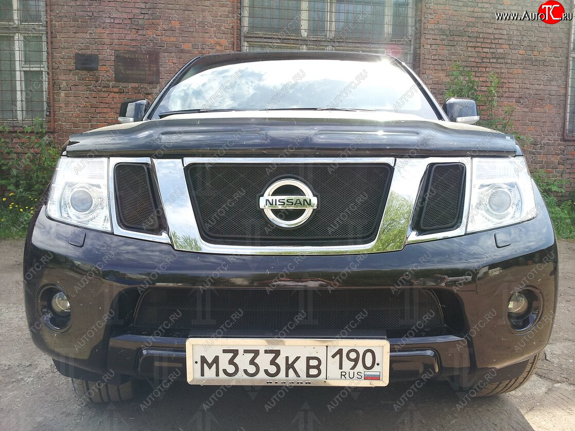2 899 р. Защитная сетка в бампер (низ, ячейка 3х7 мм) Стрелка11 Стандарт Nissan Navara 2 D40 рестайлинг (2010-2016) (Чёрная) с доставкой в г. Воронеж Увеличить фотографию 1 2 899 р. Защитная сетка в бампер (низ, ячейка 3х7 мм) Стрелка11 Стандарт Nissan Navara 2 D40 рестайлинг (2010-2016) (Чёрная) с доставкой в г. Воронеж