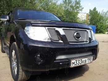 3 079 р. Защитная сетка в бампер (низ, ячейка 3х7 мм) Стрелка11 Стандарт Nissan Navara 2 D40 рестайлинг (2010-2016) (Хром)  с доставкой в г. Воронеж. Увеличить фотографию 3