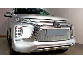 5 899 р. Защитная сетка в бампер (низ, ячейка 4х10 мм) Стрелка11 Премиум  Mitsubishi Pajero Sport  QF (2019-2022) рестайлинг (Хром)  с доставкой в г. Воронеж. Увеличить фотографию 2