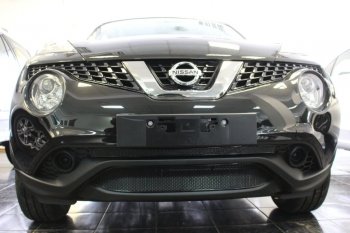 Защитная сетка в бампер (верх, ячейка 3х7 мм) Стрелка11 Премиум Nissan Juke 1 YF15 рестайлинг (2014-2020) (Чёрная)