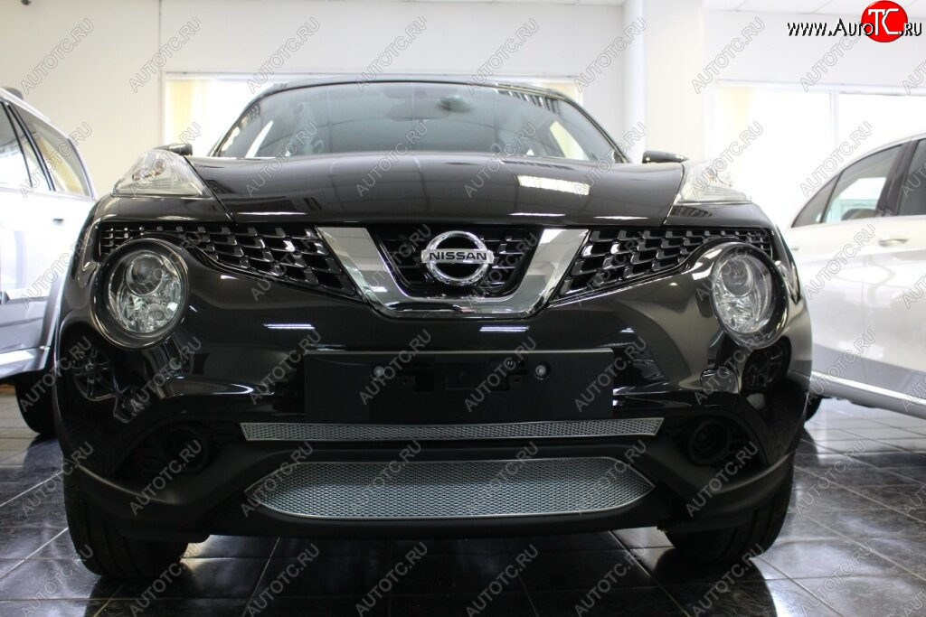 3 599 р. Защитная сетка в бампер (верх, ячейка 3х7 мм) Стрелка11 Премиум Nissan Juke 1 YF15 рестайлинг (2014-2020) (Хром)  с доставкой в г. Воронеж
