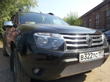 4 299 р. Защитная сетка в бампер (низ, ячейка 4х10 мм) Стрелка11 Премиум  Renault Duster  HS (2010-2015) дорестайлинг (Хром)  с доставкой в г. Воронеж. Увеличить фотографию 3