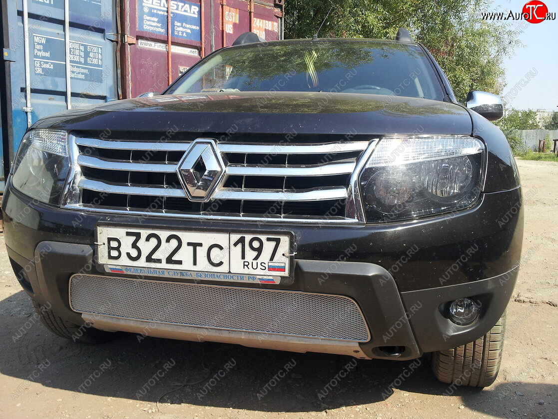 4 299 р. Защитная сетка в бампер (низ, ячейка 4х10 мм) Стрелка11 Премиум  Renault Duster  HS (2010-2015) дорестайлинг (Хром)  с доставкой в г. Воронеж