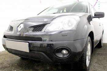 4 099 р. Защитная сетка в бампер (низ, ячейка 4х10 мм) Стрелка11 Премиум  Renault Koleos (2007-2011) Phase 1 (Чёрная)  с доставкой в г. Воронеж. Увеличить фотографию 2