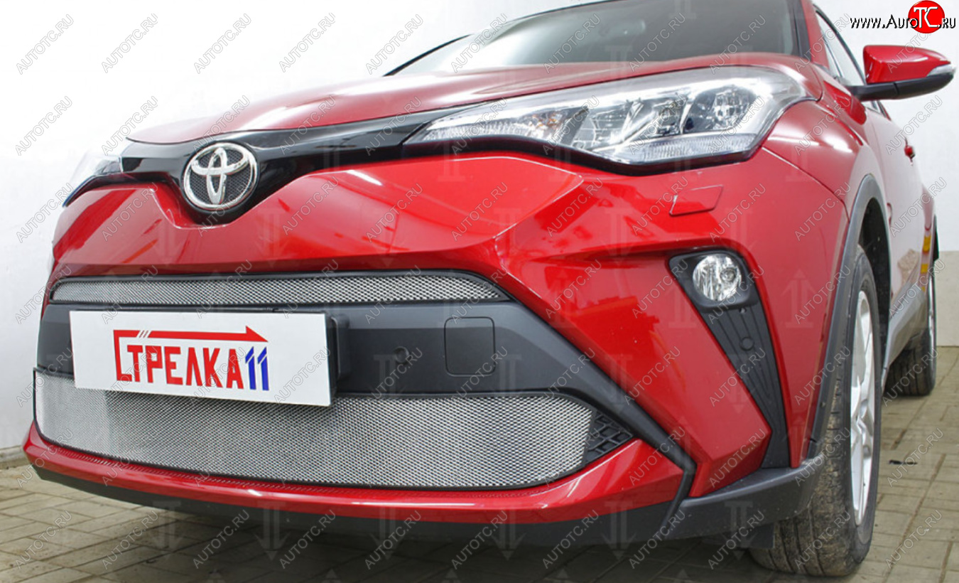 5 599 р. Защитная сетка в бампер (низ, ячейка 4х10 мм) Стрелка11 Премиум  Toyota C-HR  NGX10, ZGX10 (2019-2025) рестайлинг (Хром)  с доставкой в г. Воронеж