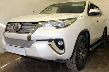 5 299 р. Защитная сетка в бампер (низ, ячейка 4х10 мм) Стрелка11 Премиум  Toyota Fortuner  AN160 (2015-2020) дорестайлинг (Хром)  с доставкой в г. Воронеж. Увеличить фотографию 4