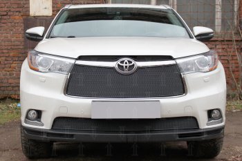 Защитная сетка в бампер (низ, ячейка 4х10 мм) Стрелка11 Премиум Toyota Highlander  XU50 (2013-2017) дорестайлинг (Чёрная)