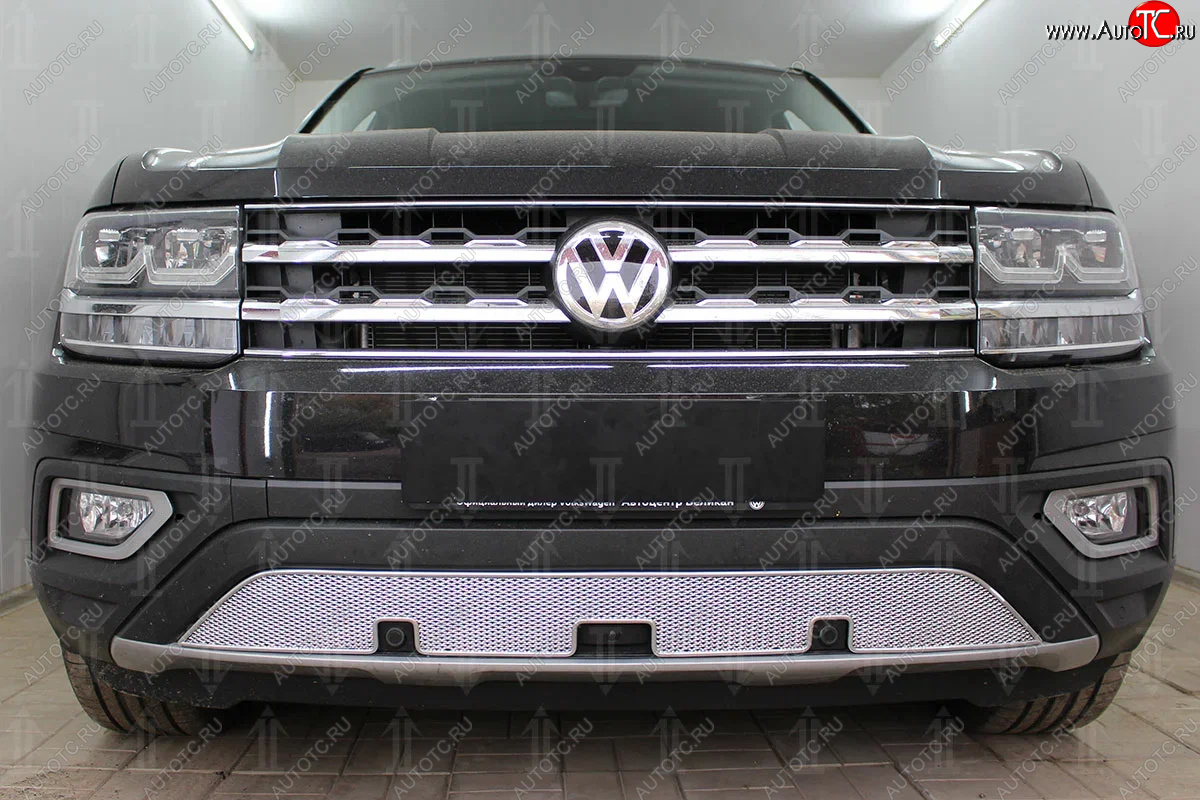 4 699 р. Защитная сетка в бампер (низ, ячейка 4х10 мм) Стрелка11 Премиум Volkswagen Teramont CA1 дорестайлинг (2016-2020) (Хром)  с доставкой в г. Воронеж
