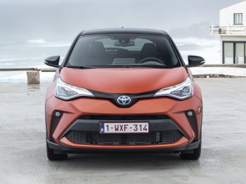 13 999 р. Капот BodyParts Toyota C-HR NGX10, ZGX10 рестайлинг (2019-2025) (Неокрашенный)  с доставкой в г. Воронеж. Увеличить фотографию 2