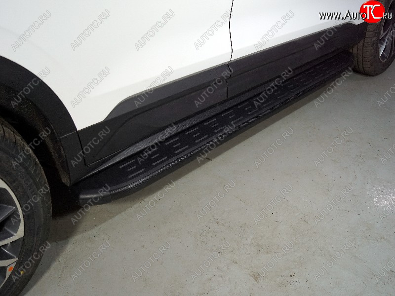 21 999 р. Пороги алюминиевые с пластиковой накладкой ТСС Тюнинг  Geely Coolray  SX11 (2018-2023) дорестайлинг (карбон черные)  с доставкой в г. Воронеж