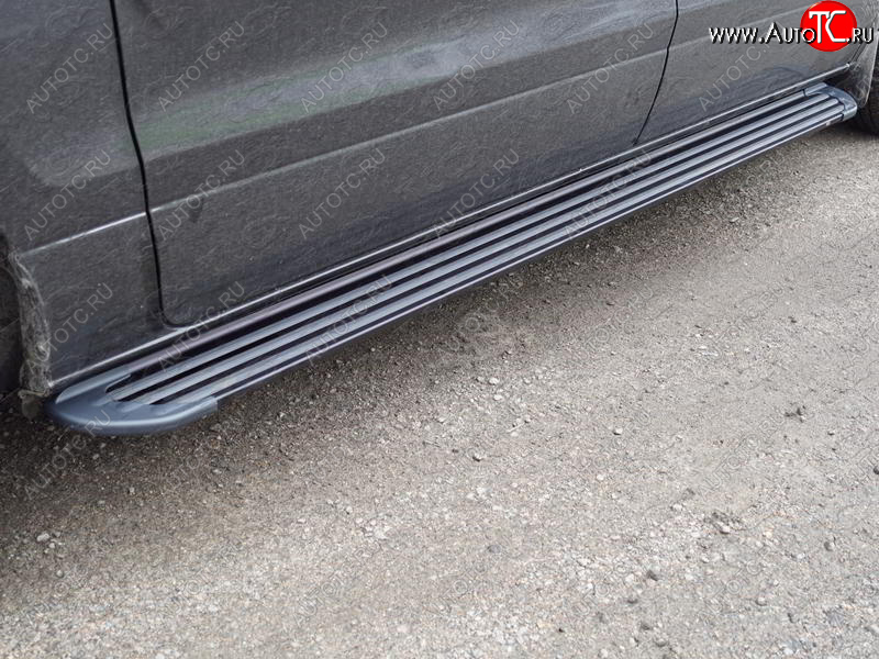 30 999 р. Пороги алюминиевые Slim Line ТСС Тюнинг  Hyundai Starex/Grand Starex/H1  TQ (2017-2022) 2-ой рестайлинг (Black)  с доставкой в г. Воронеж