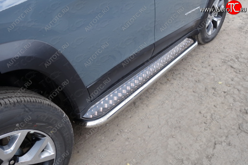 34 799 р. Пороги с площадкой (Trailhawk, нержавейка 60,3 мм) ТСС Тюнинг  Jeep Cherokee  KL (2014-2017) дорестайлинг (Лист алюминий)  с доставкой в г. Воронеж