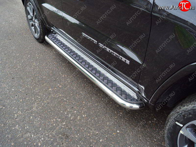 38 999 р. Пороги с площадкой 60,3 мм ТСС Тюнинг  Jeep Grand Cherokee  WK2 (2017-2022) 2-ой рестайлинг (серые)  с доставкой в г. Воронеж