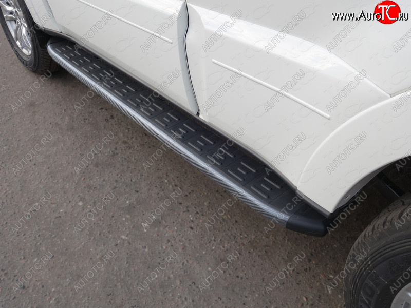 21 999 р. Пороги алюминиевые с пластиковой накладкой ТСС Тюнинг  Mitsubishi Pajero  4 V90 (2014-2020) 2-ой рестайлинг (карбон черные)  с доставкой в г. Воронеж