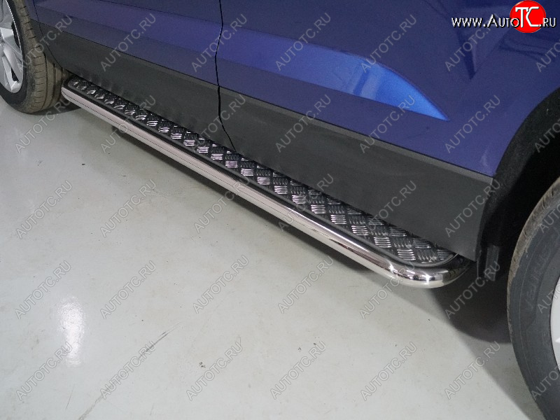 27 849 р. Пороги с площадкой 42,4 мм ТСС Тюнинг Skoda Karoq NU7 рестайлинг (2020-2025) (серые)  с доставкой в г. Воронеж