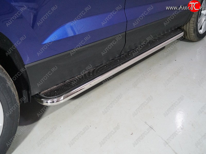36 999 р. Пороги с площадкой 42,4 мм ТСС Тюнинг Skoda Karoq NU7 рестайлинг (2020-2025) (нержавейка)  с доставкой в г. Воронеж