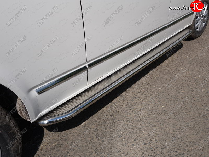 54 999 р. Пороги с площадкой 42,4 мм ТСС Тюнинг  Volkswagen Caravelle  T6 (2015-2019) дорестайлинг (нержавейка )  с доставкой в г. Воронеж