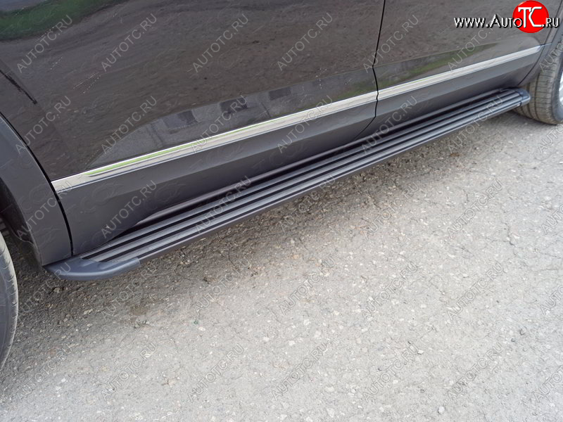 30 999 р. Пороги алюминиевые Slim Line ТСС Тюнинг  Volkswagen Teramont  CA1 (2016-2020) дорестайлинг (Black)  с доставкой в г. Воронеж