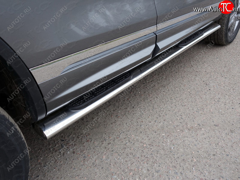 43 949 р. Пороги овальные с накладкой 120*60 мм R-Line ТСС Тюнинг Volkswagen Touareg 2 NF рестайлинг (2014-2018) (серые)  с доставкой в г. Воронеж
