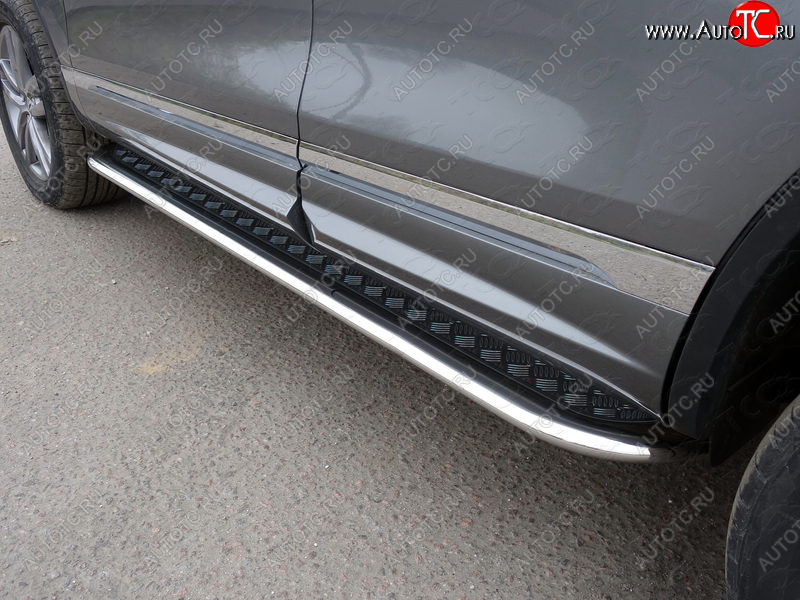 44 999 р. Пороги с площадкой 75х42 мм R-Line ТСС Тюнинг Volkswagen Touareg NF рестайлинг (2014-2018) (серые)  с доставкой в г. Воронеж