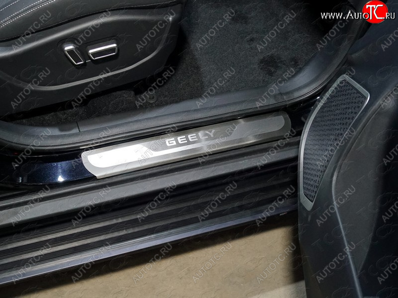 4 999 р. Накладки на пороги, ТСС Тюнинг  Geely Emgrand X7 (2019-2021) 2-ой рестайлинг (лист шлифованный надпись Geely)  с доставкой в г. Воронеж