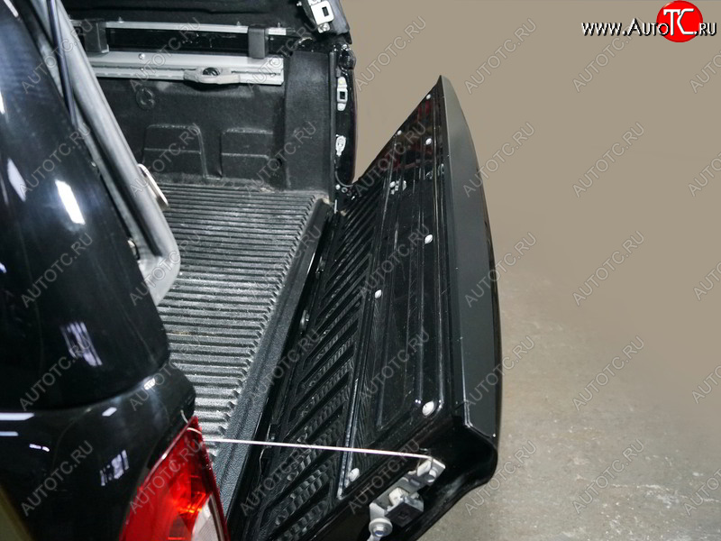 8 899 р. Накладка на задний бампер, ТСС Тюнинг  Mercedes-Benz X class  W470 (2017-2020) (крашенная черный цвет)  с доставкой в г. Воронеж