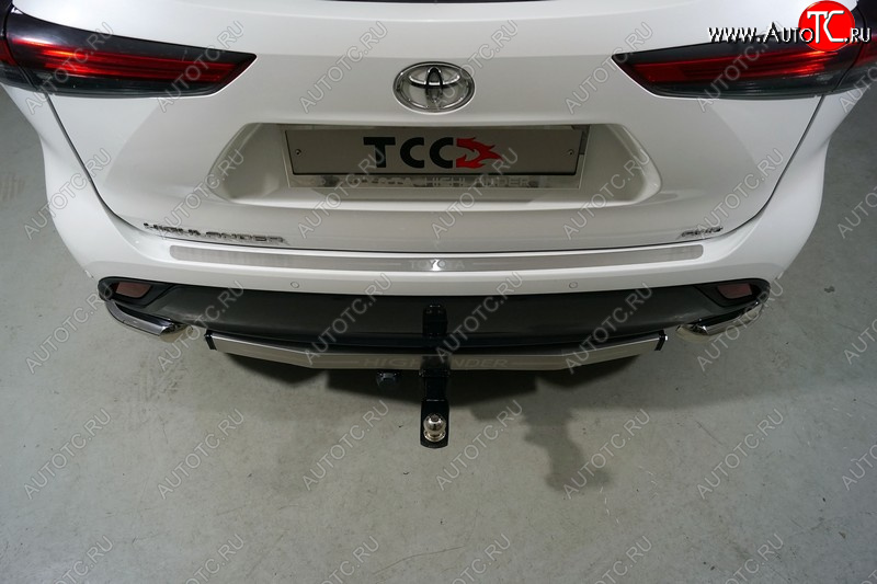 2 999 р. Накладка на задний бампер, ТСС Тюнинг  Toyota Highlander  XU70 (2020-2025) (лист шлифованный надписьToyota)  с доставкой в г. Воронеж