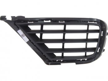 Левая вставка переднего бампера (пр-во Китай) BodyParts Volkswagen Touareg 2 NF рестайлинг (2014-2018)